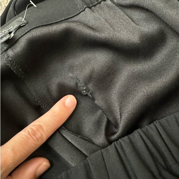 Aritzia Babaton Dressy Jogger Pants Quiet Luxury Old Money Minimalist Work M - Picture 8 of 9